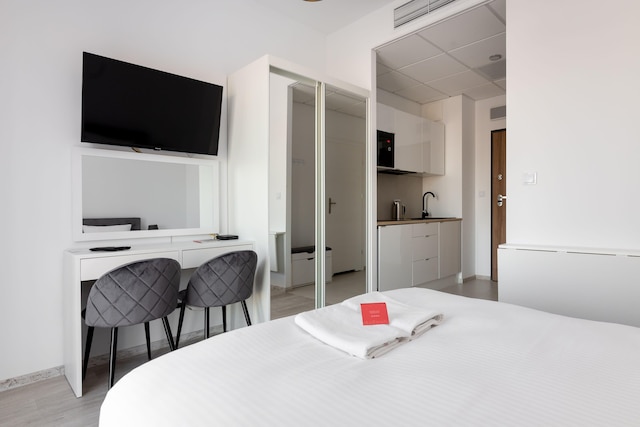 ウォラ シック グレイ スタジオ