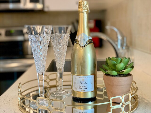 ライブリー アーバン コンド イン オールド トロント