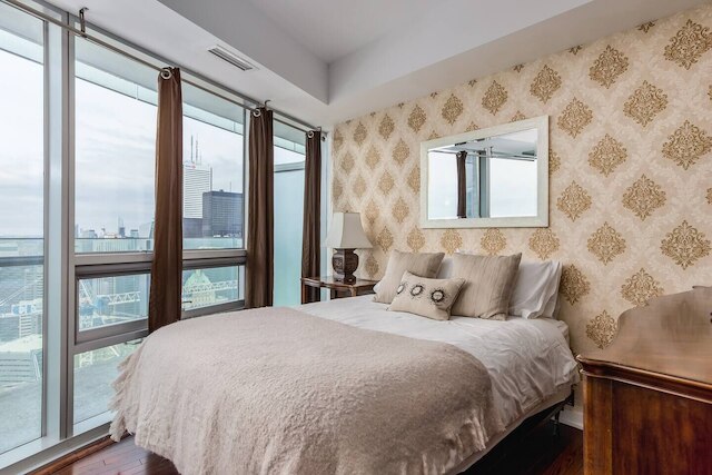 パノラミック 2 ベッド CN タワー ビュー パーキング