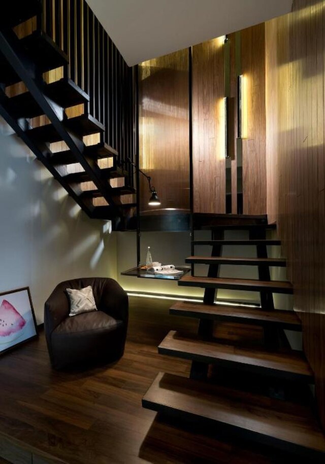 エクスプレッションズ スイーツ バイ アIホスト グローバル