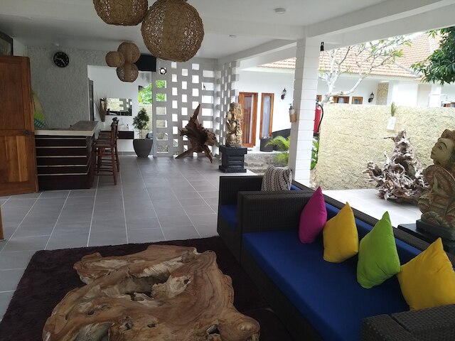 アディ アビアン ヴィラズ