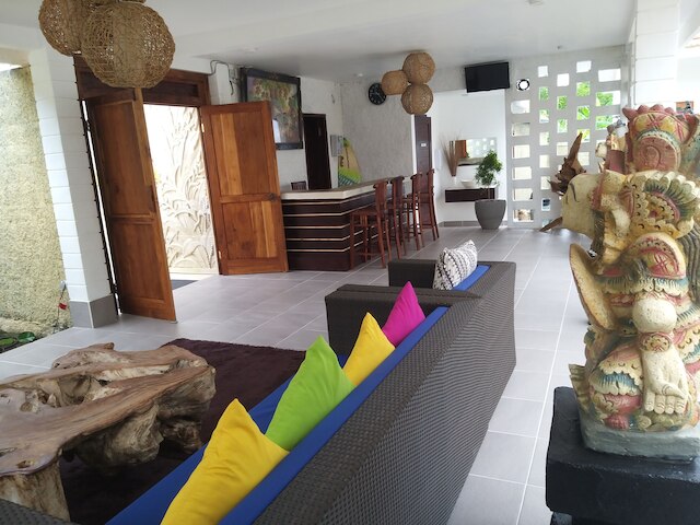 アディ アビアン ヴィラズ