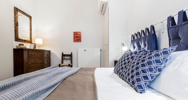 JOIVY カーサ プーパ ニア ナヴィリ ナイトライフ