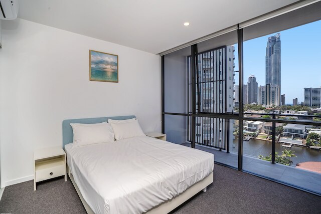 ペニンシュラー ゴールドコースト