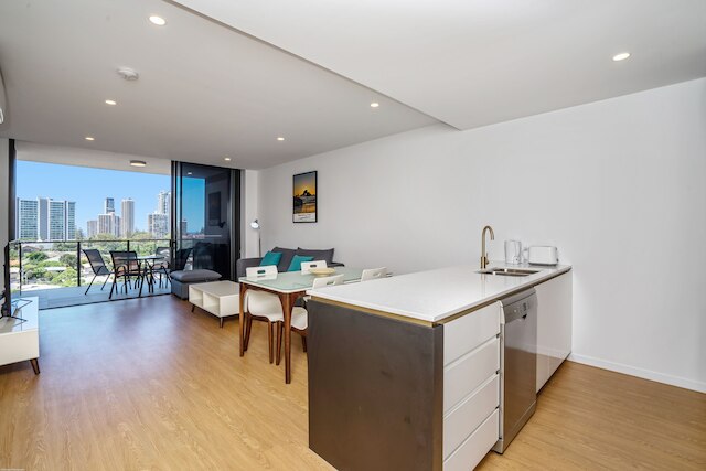 ペニンシュラー ゴールドコースト