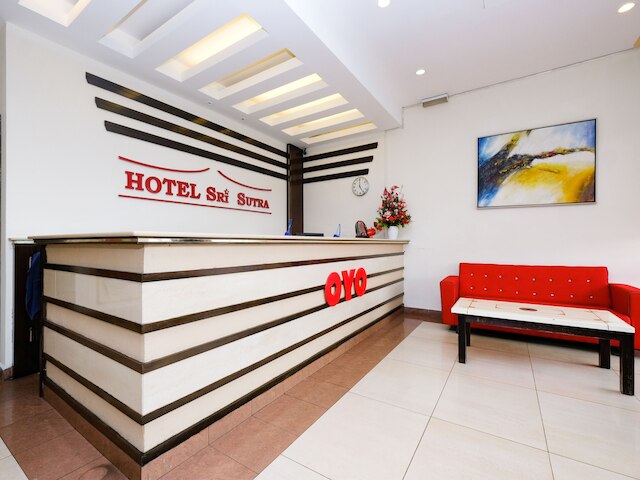 OYO 89968 スリ ストラ ホテル