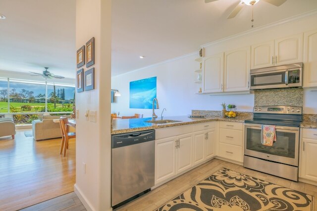 ヘイル エンマラニ #311 2 ベッドルーム コンド バイ レッドオーニング