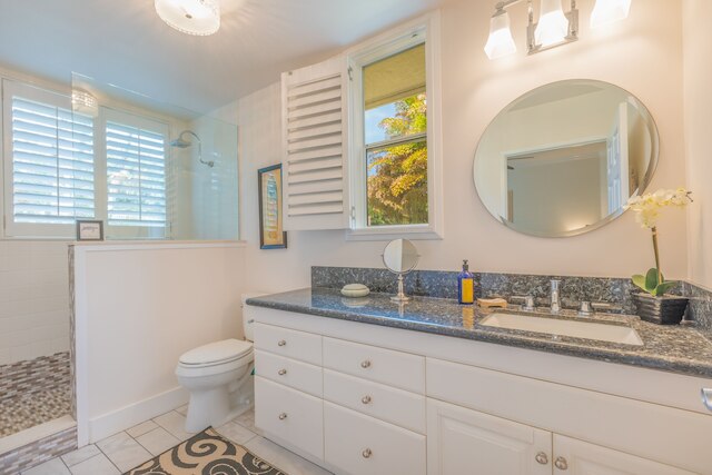 ヘイル エンマラニ #311 2 ベッドルーム コンド バイ レッドオーニング