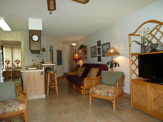 マウイ サンセット B204 1 ベッドルーム コンド バイ レッドオーニング