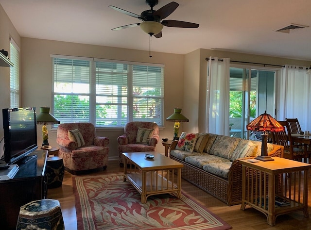 ニヒラニ 11a 2 ベッドルーム コンド バイ レッドオーニング