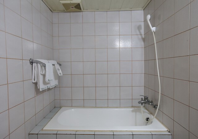 Midi Motel Tainan Branch