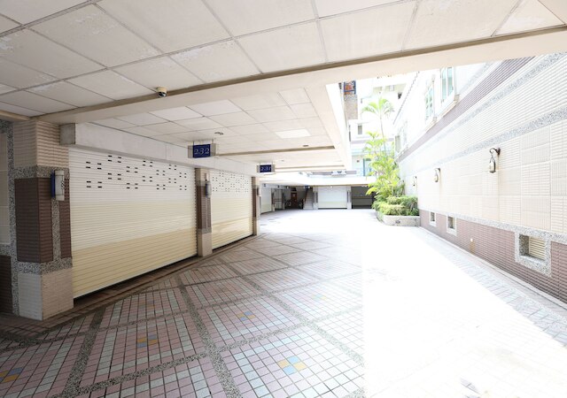 Royal Group Motel Tainan Branch