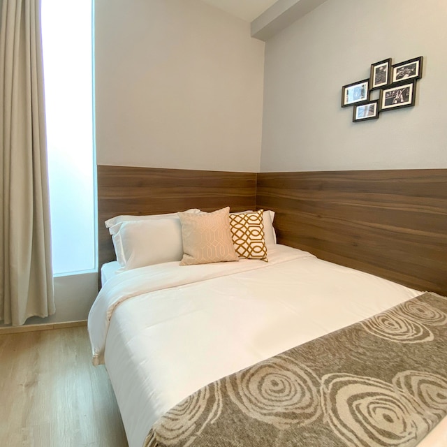 STシグネチャ・ブギスビーチ、ショートオーバーナイト、8時間：11PM-7AM