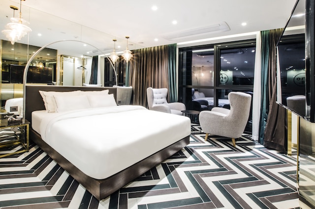 Hotel The Castle Jamsil