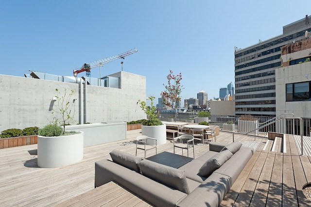 ブランド ニュー ラグジュアリー アパート イン サリー ヒルズ