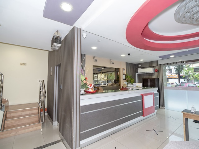 ホテル O ステイ イン