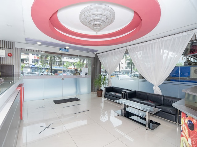 ホテル O ステイ イン