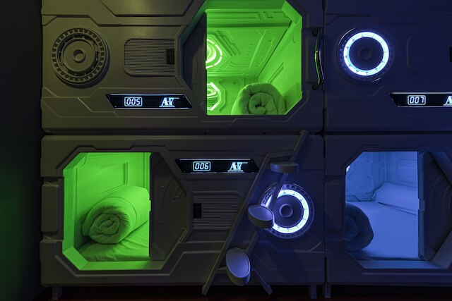 アート セブン ホステル カプセルズ