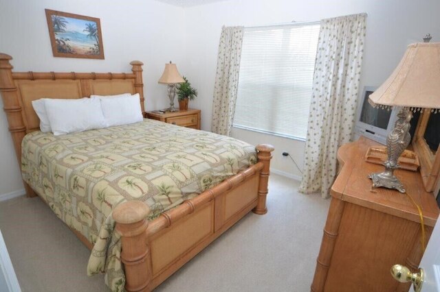 2724 ヒュージ 6 ベッドルーム エメラルド アイランド プール ホーム