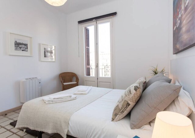 バルセロナ フィラ アパートメンツ