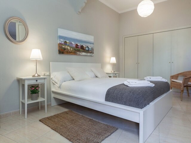 サン アントニ アパートメンツ