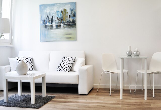 ワルシャワ コンシェルジ ロンド オンズ