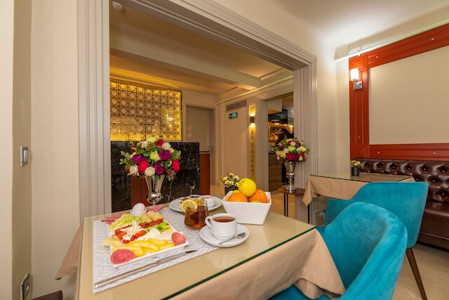 ブルー ギルロイ ホテル