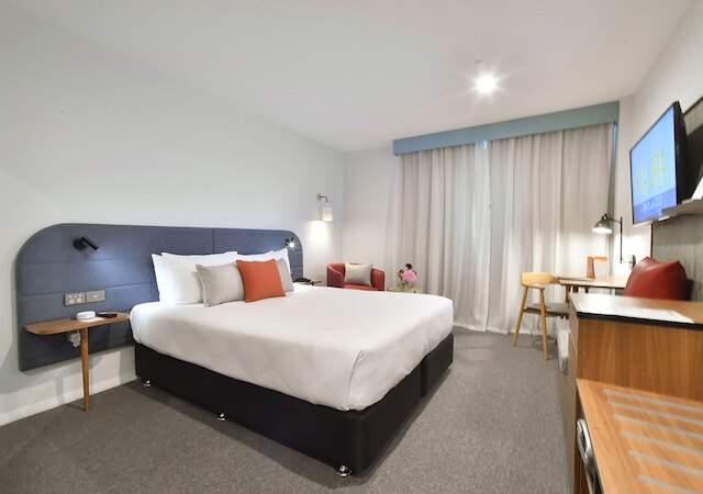 スディマ オークランド シティ