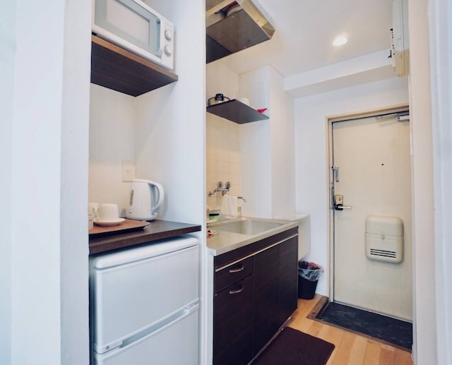 758 ホステルアパートメントイン名古屋 1C