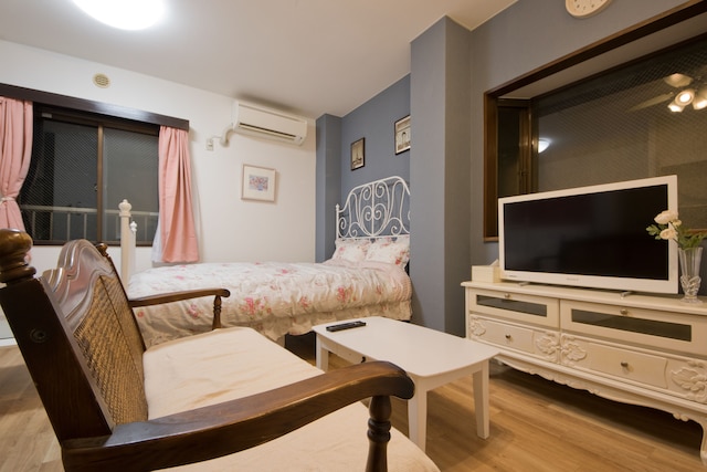 ミニホテル新宿フロント 201