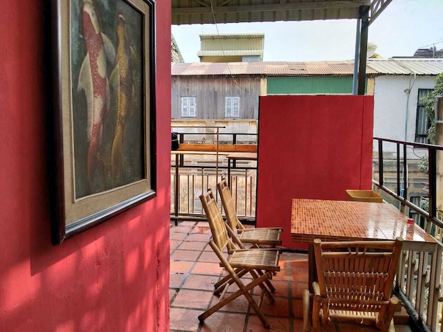 イースト & ウエスト ドミトリー アンド ゲストハウス