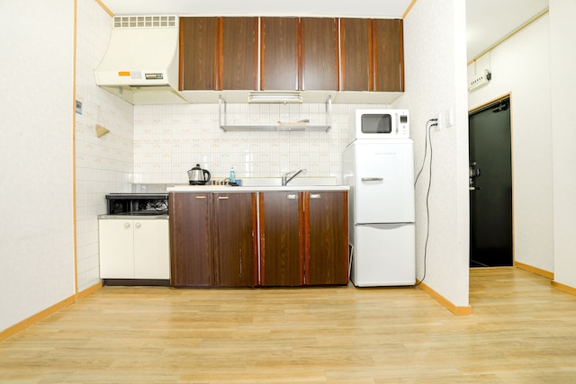 Nipponbashi Super House