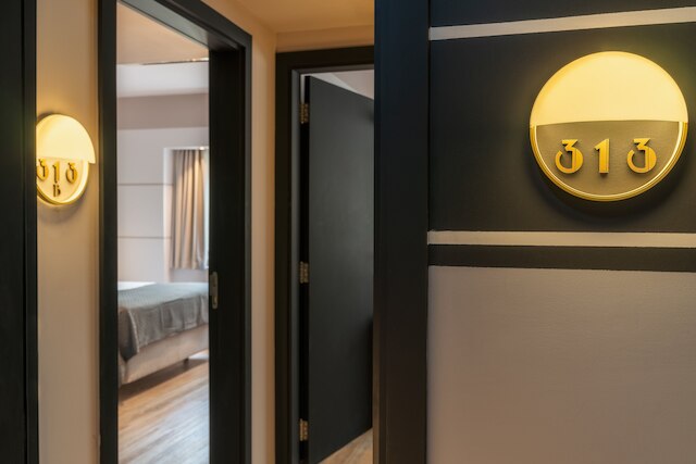 ペスターナ リスボア ビィンテージ シティ センター スイーツ