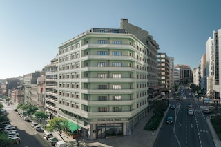 ペスターナ リスボア ビィンテージ シティ センター スイーツ