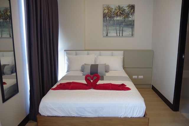 8 ニュータウン ブールバード