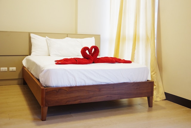 8 ニュータウン ブールバード