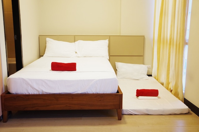 8 ニュータウン ブールバード