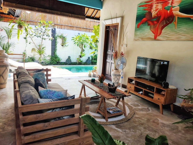 ヴィラ ウドジュン