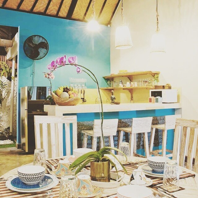 ヴィラ ウドジュン