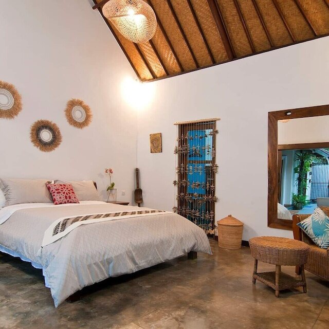 ヴィラ ウドジュン