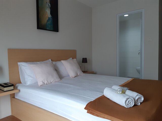 ウルームズ セナヤン