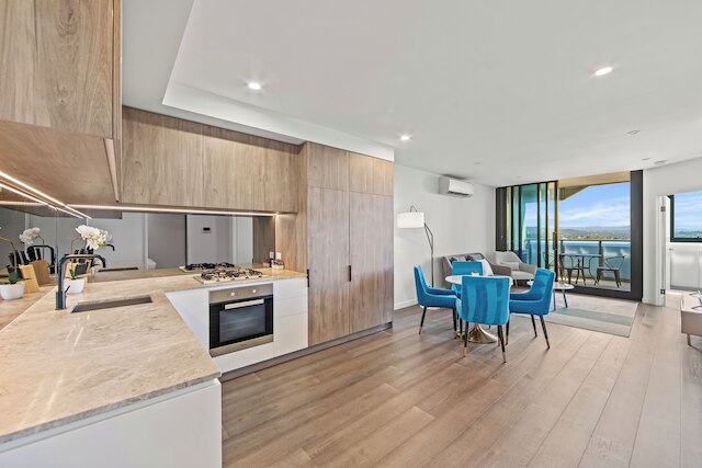 フォーティテュード バレー アパートメンツ バイ Cリックス