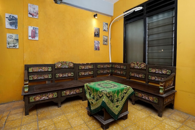 スポット オン 2857 ホテル プランギ