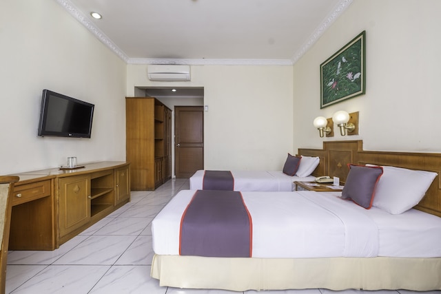 スーパー OYO コレクション O 25 ホテル バルティカ