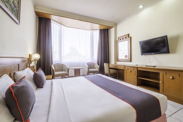 スーパー OYO コレクション O 25 ホテル バルティカ