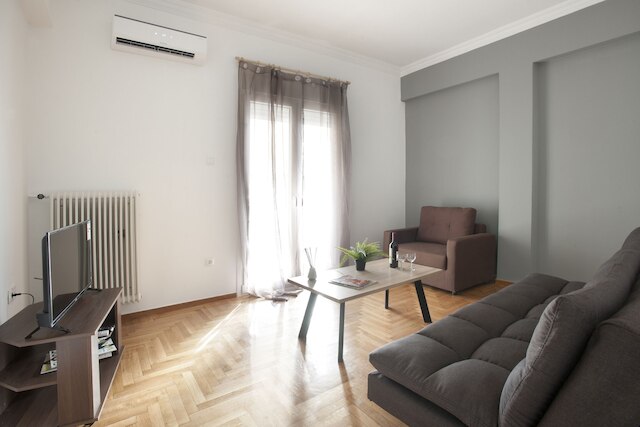 コロノス -  リノベーテッド アパートメント