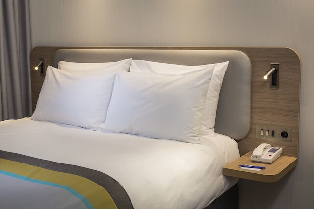 ホリデー イン エクスプレス ニース グラン アレナス by IHG