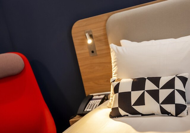 ホリデー イン エクスプレス ニース グラン アレナス by IHG