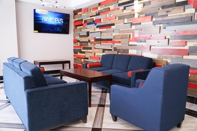 ロータス ブルー イン & スイーツ