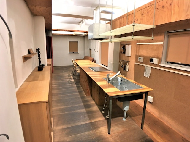 Higashi-Gokencho M-building 2F